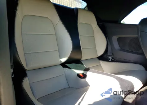 2017 Ford Mustang z USA, uszkodzony, nr VIN 1FATP8UH5H5293793